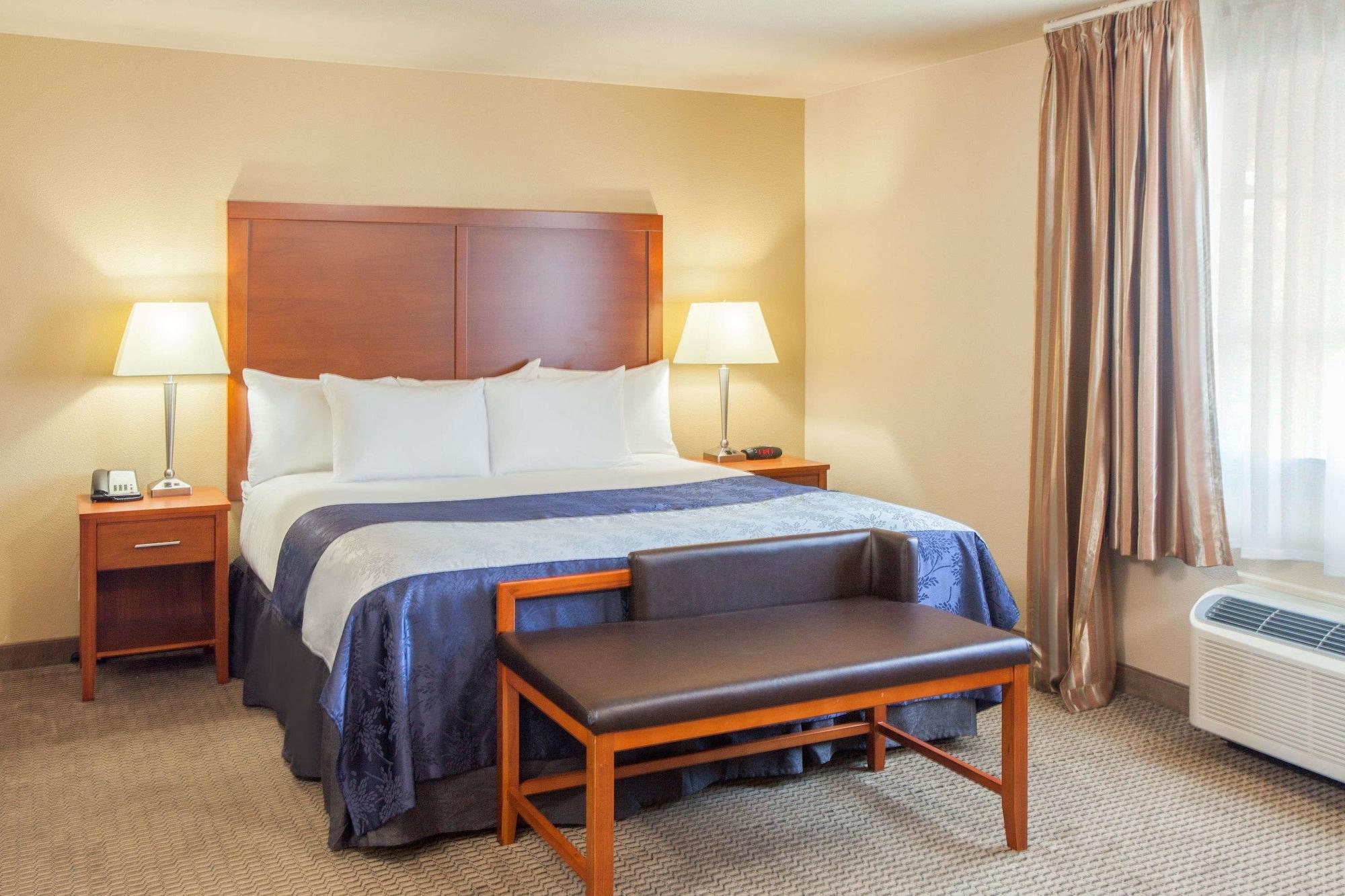 Hotel Baymont By Wyndham 3*