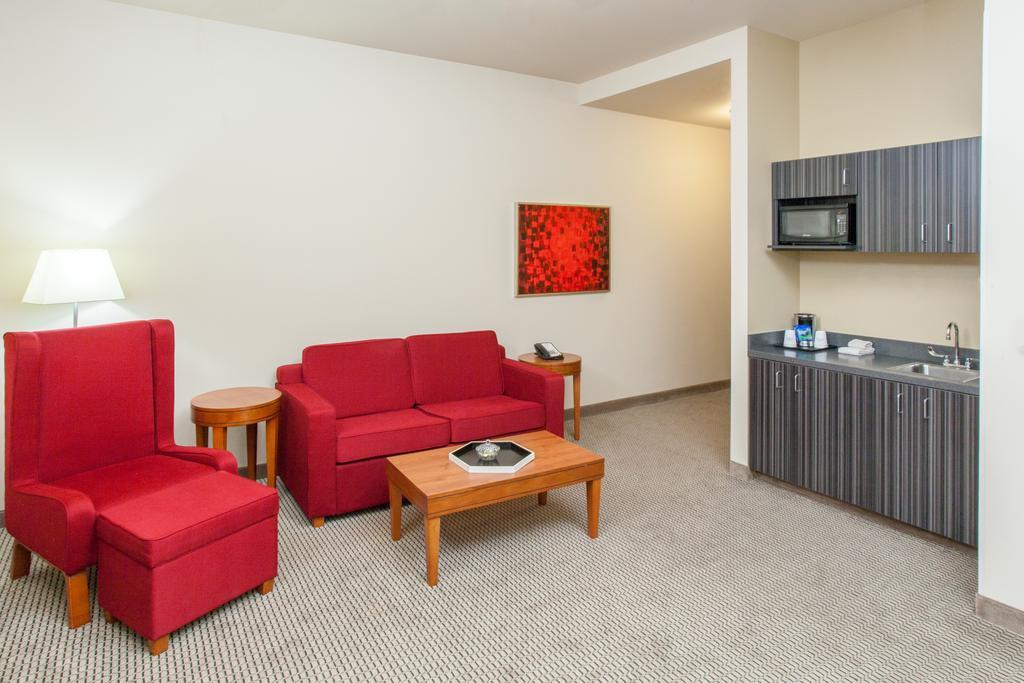 Baymont By Wyndham